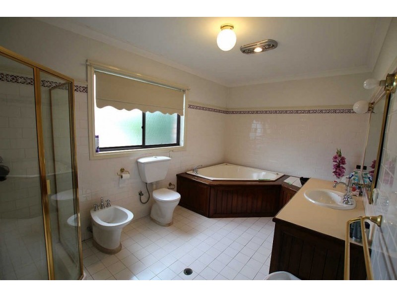 19 MCCABE STREET, Greystanes NSW 2145