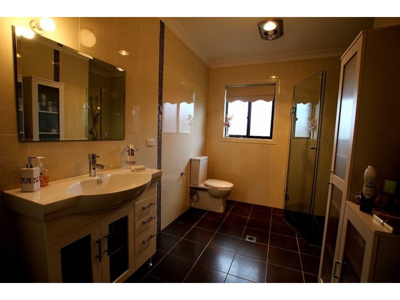 19 MCCABE STREET, Greystanes NSW 2145