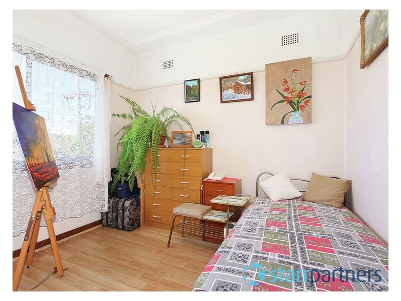 33 Binda Street, Merrylands NSW 2160