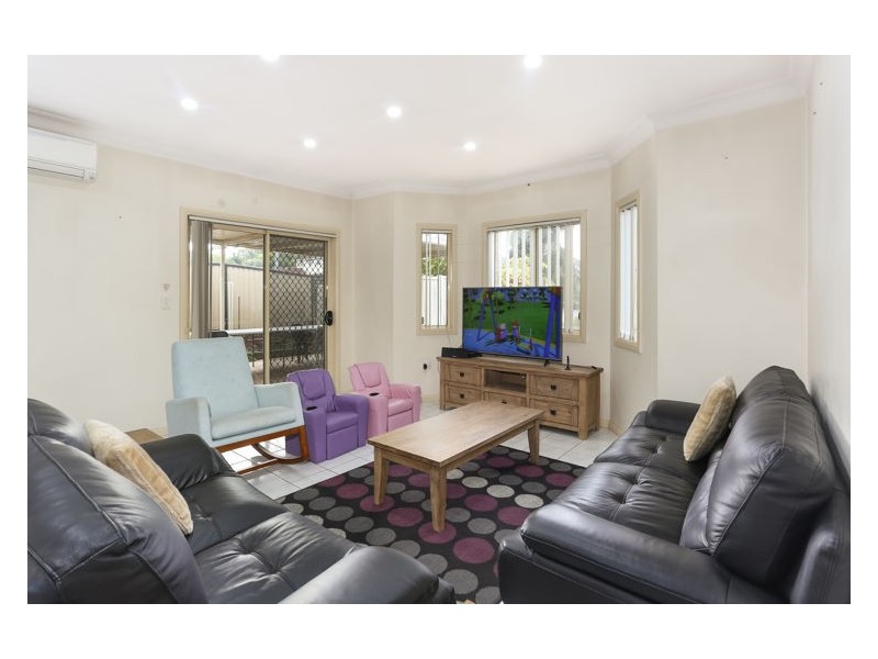 23 Renfrew Street, Guildford NSW 2161