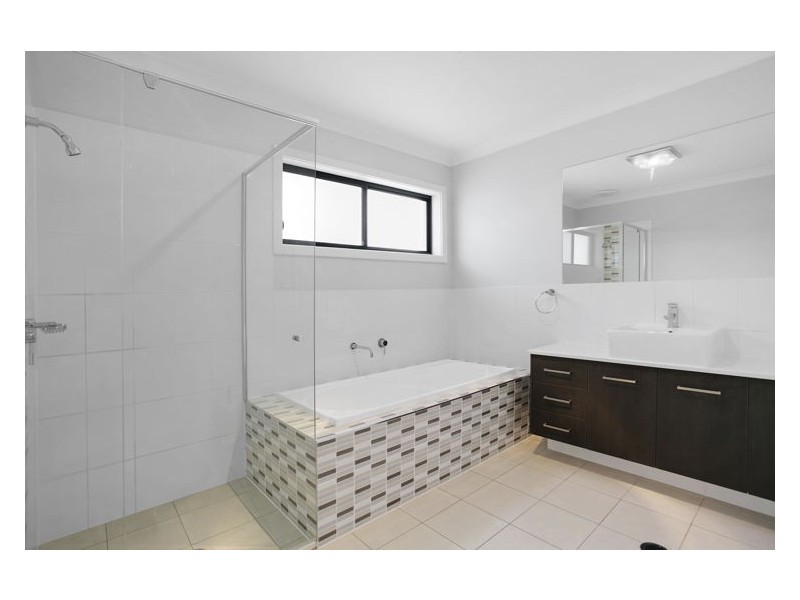 20 Lawson Avenue, Pemulwuy NSW 2145