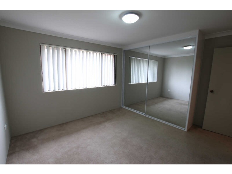 5/18 Caroline Street, Westmead NSW 2145