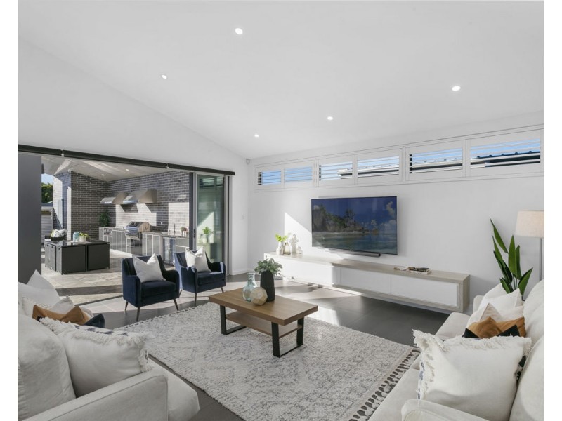 2 Charles Street, Guildford NSW 2161