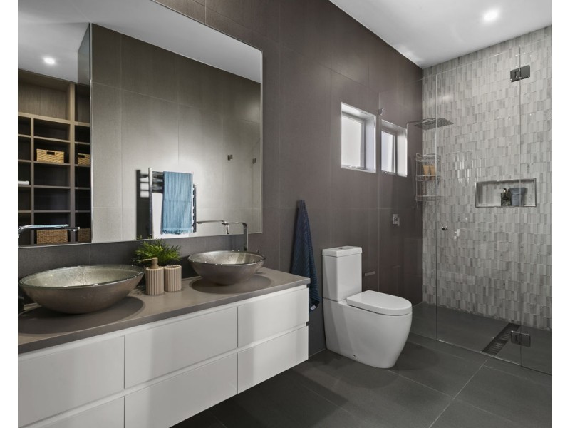 2 Charles Street, Guildford NSW 2161