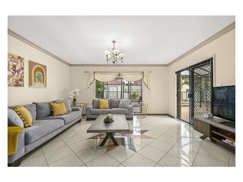 12 Verlie Street, Merrylands NSW 2160