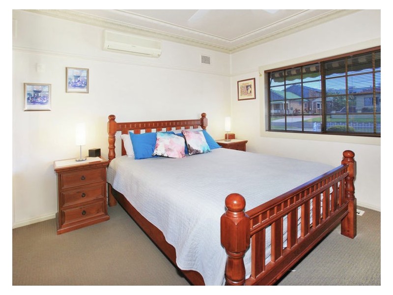 10 Ruth Street, Merrylands NSW 2160