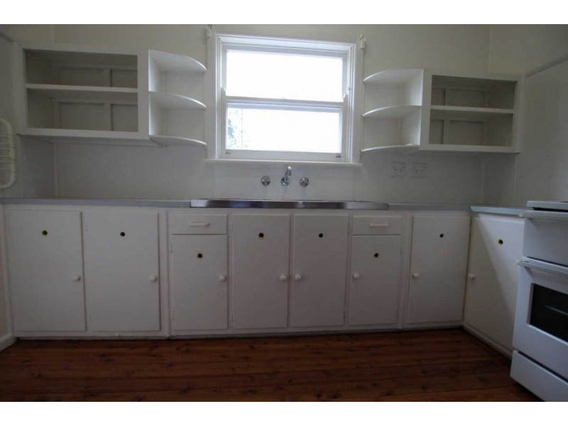 2 BERTHA STREET, Merrylands NSW 2160