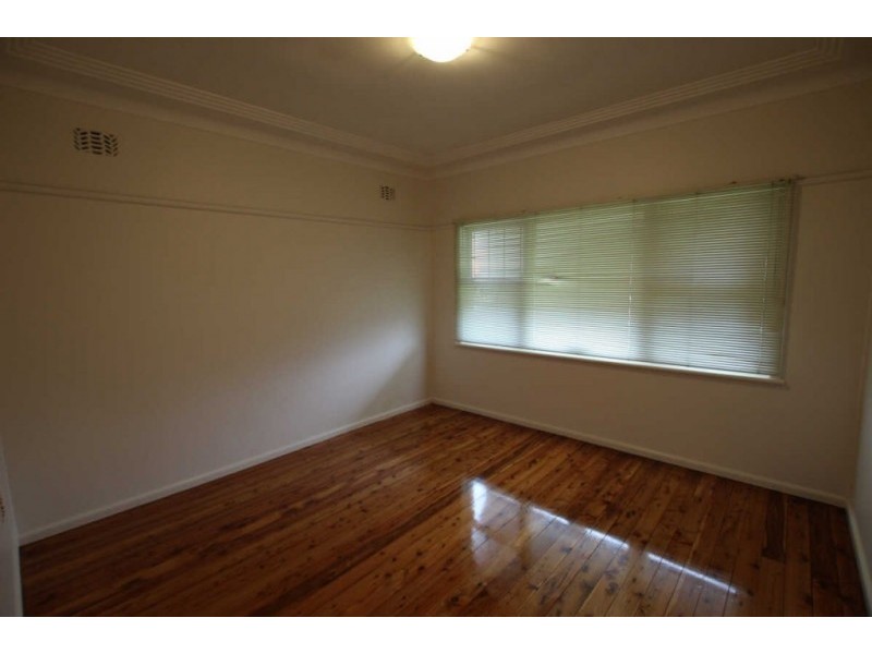 2 BERTHA STREET, Merrylands NSW 2160