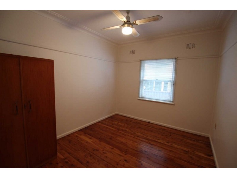 2 BERTHA STREET, Merrylands NSW 2160