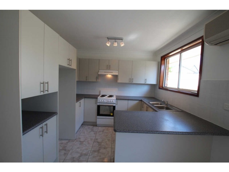 32 ABBOTT STREET, Merrylands NSW 2160