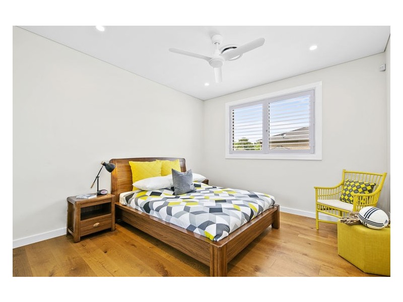 8 Brett Avenue, Constitution Hill NSW 2145