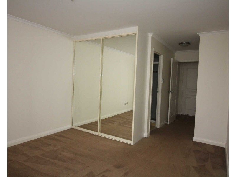 1001/91B Bridge Road, Westmead NSW 2145