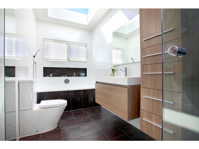 5 LORRAINE PLACE, Merrylands NSW 2160