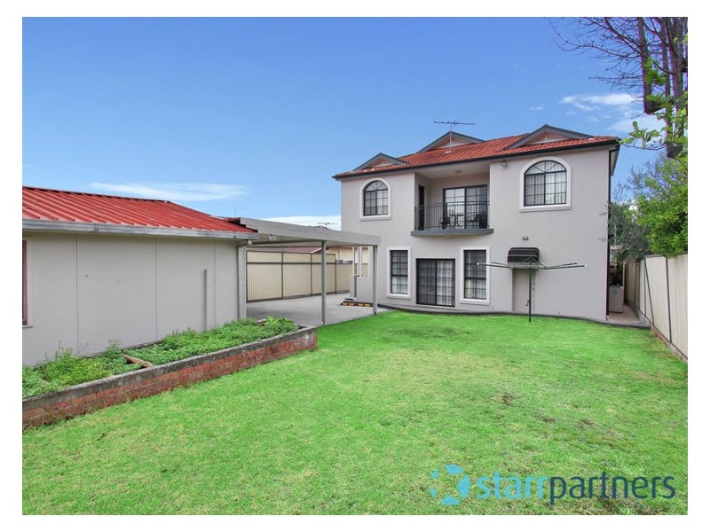 18 Rhodes Avenue, Guildford NSW 2161