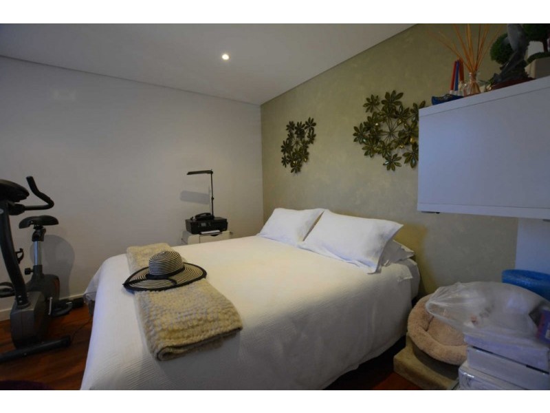 16 SAPPHIRE STREET, Greystanes NSW 2145