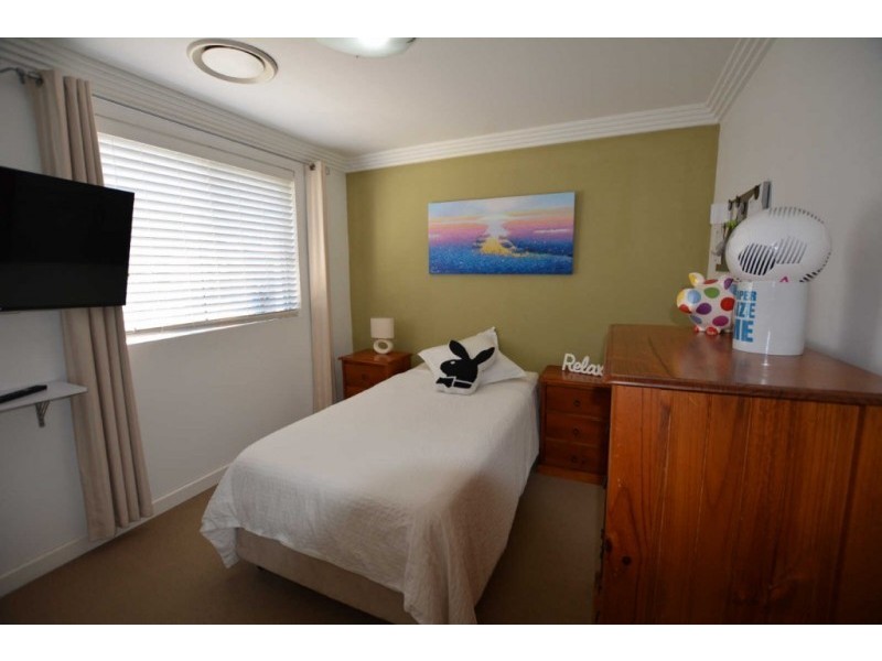 16 SAPPHIRE STREET, Greystanes NSW 2145