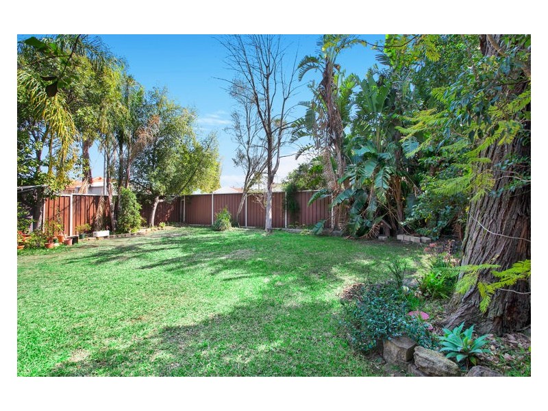 136 Windsor Road, Northmead NSW 2152