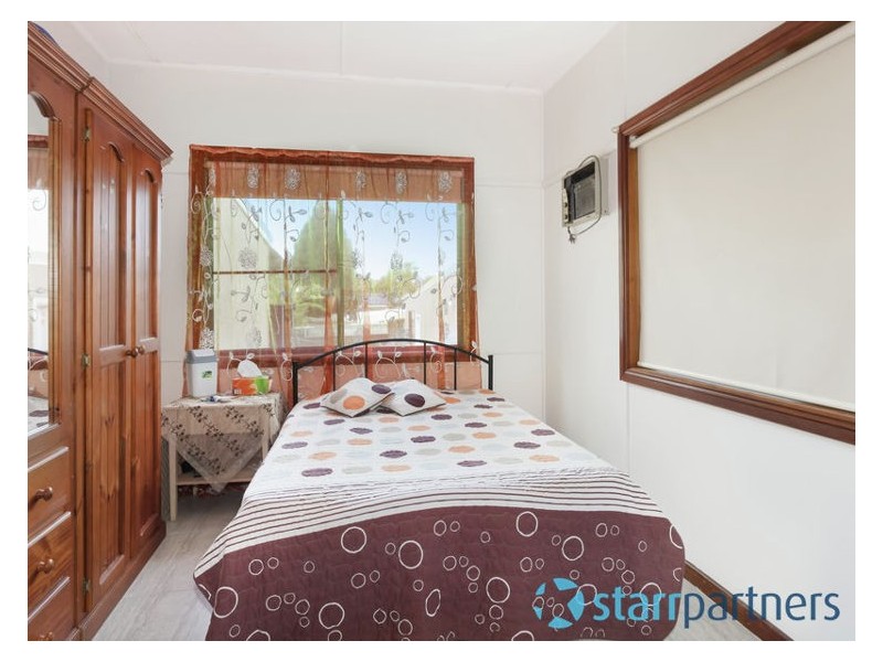 14 Bury Road, Guildford NSW 2161