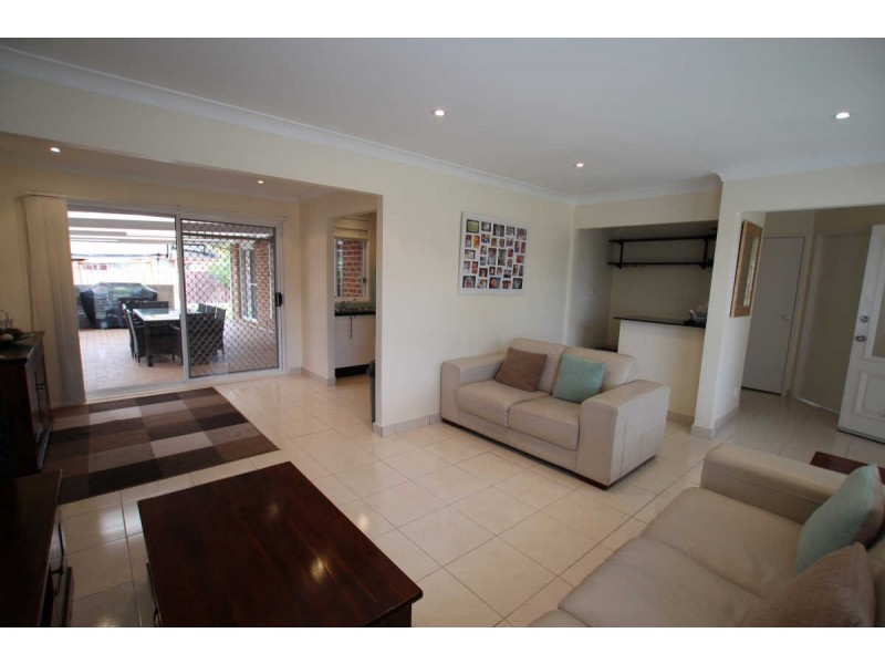 09 OLLIER CRESCENT, Prospect NSW 2148