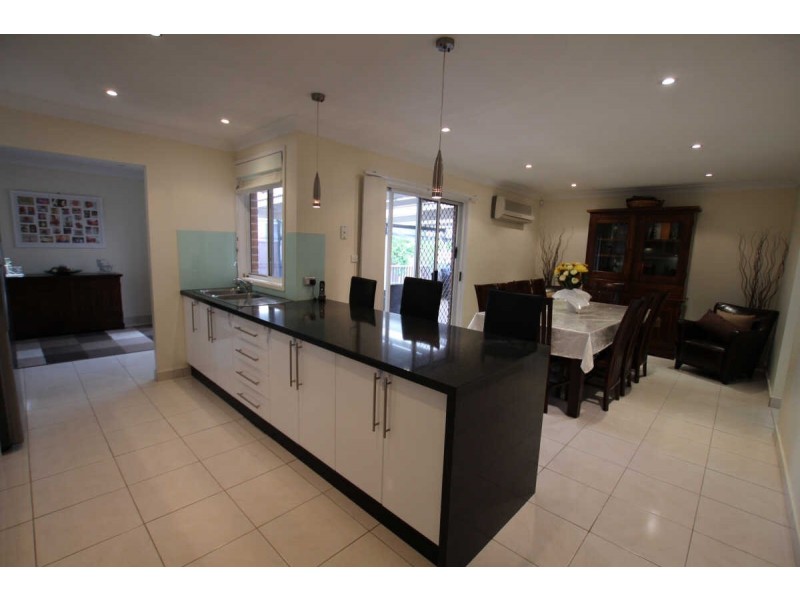 09 OLLIER CRESCENT, Prospect NSW 2148