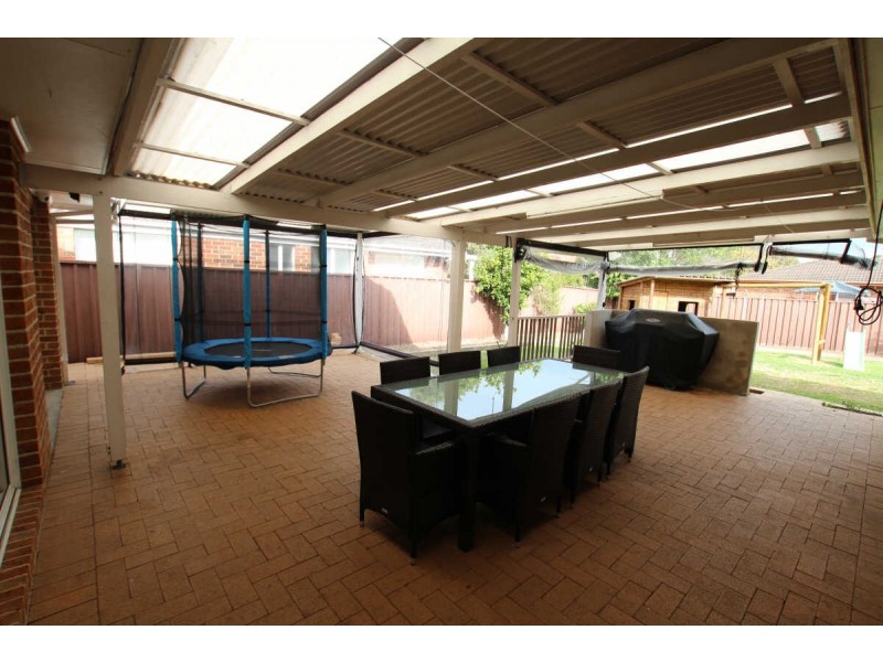 09 OLLIER CRESCENT, Prospect NSW 2148