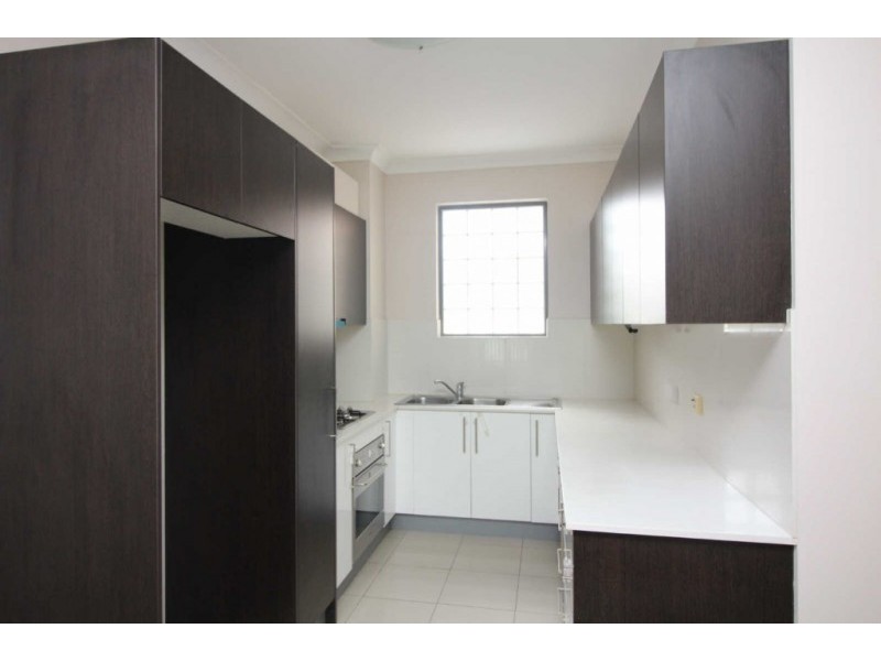 10/14-18 REID AVENUE, Westmead NSW 2145