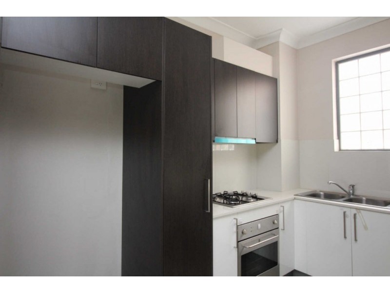 10/14-18 REID AVENUE, Westmead NSW 2145