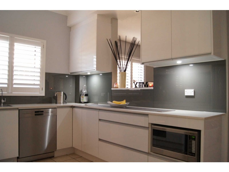 5 HENDERSON STREET, Merrylands NSW 2160