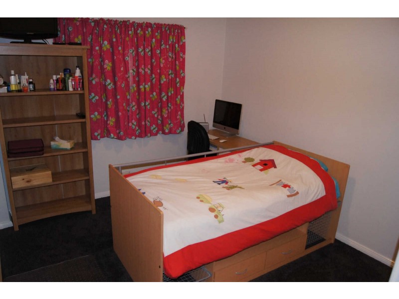 5 HENDERSON STREET, Merrylands NSW 2160