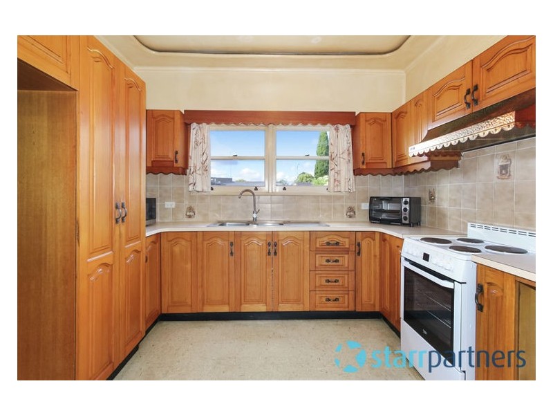 6 Burnett Street, Merrylands NSW 2160