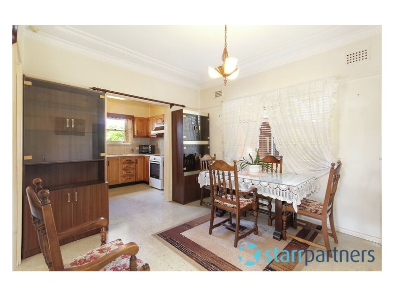 6 Burnett Street, Merrylands NSW 2160