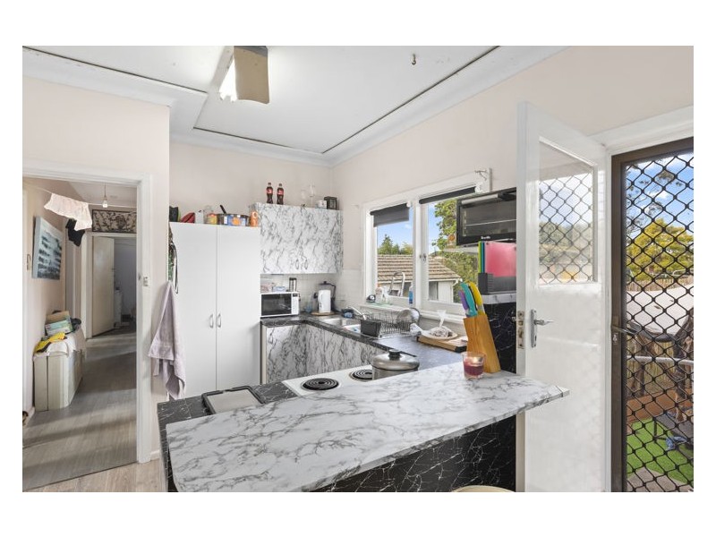 16 Normac Road, Girraween NSW 2145