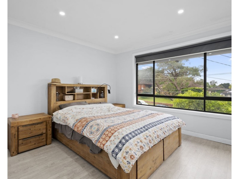 12 Orleans Crescent, Toongabbie NSW 2146