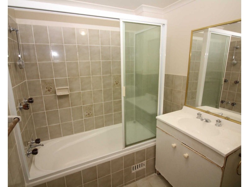 03/37 MEMORIAL AVENUE,, Merrylands NSW 2160