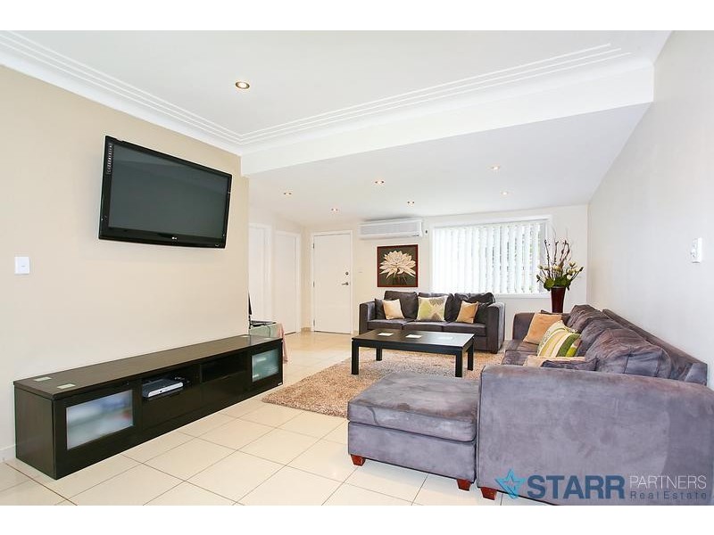 52 Leach Road, Guildford NSW 2161