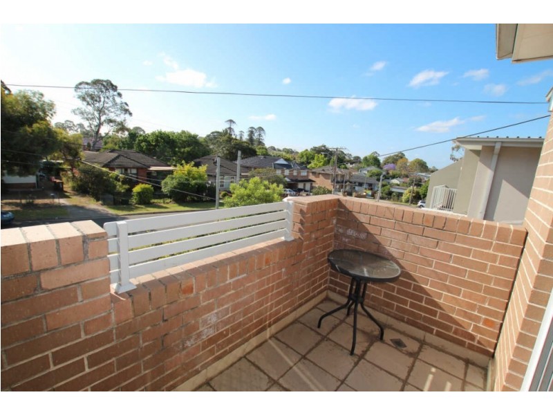 32 EDNA AVENUE, Merrylands NSW 2160