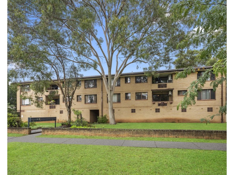 11/4-8 Arthur Street, Merrylands NSW 2160