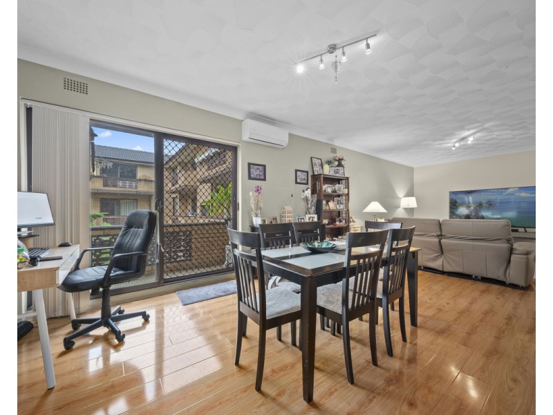 11/4-8 Arthur Street, Merrylands NSW 2160