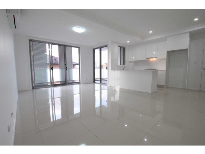 17/14 SMYTHE STREET, Merrylands NSW 2160