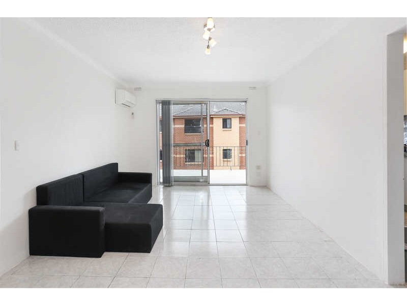 8/1 BURFORD STREET **PPTY SETTLED 2/7/18**, Merrylands NSW 2160