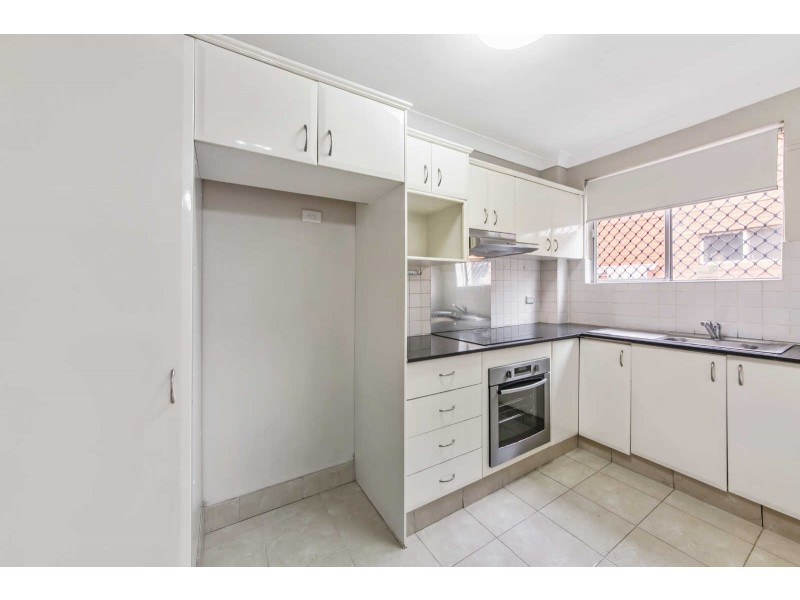 04/20 Military Road, Merrylands NSW 2160
