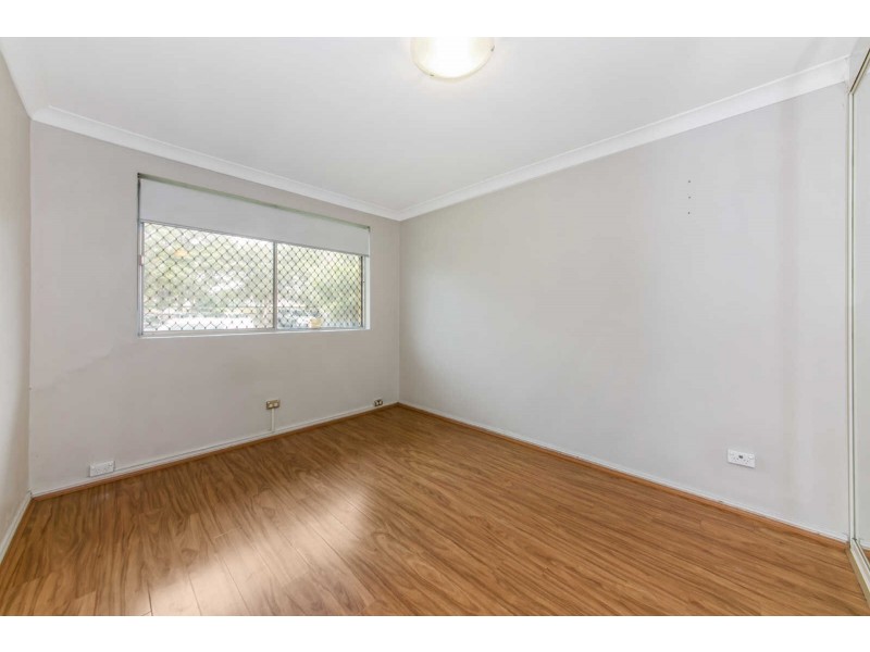 04/20 Military Road, Merrylands NSW 2160