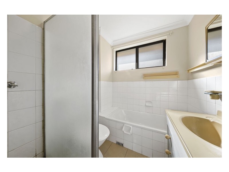 4/28-32 Treves Street, Merrylands NSW 2160