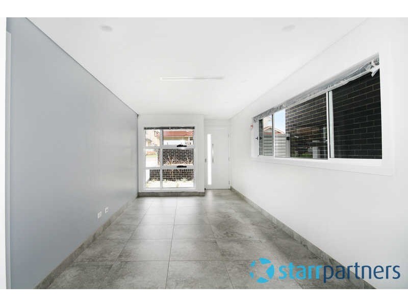 37 LIGAR STREET, Fairfield Heights NSW 2165