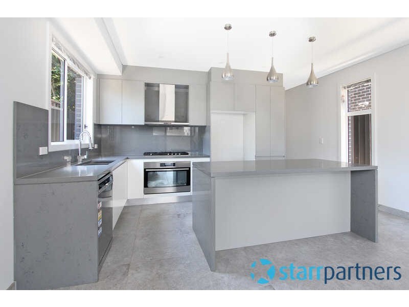 37 LIGAR STREET, Fairfield Heights NSW 2165