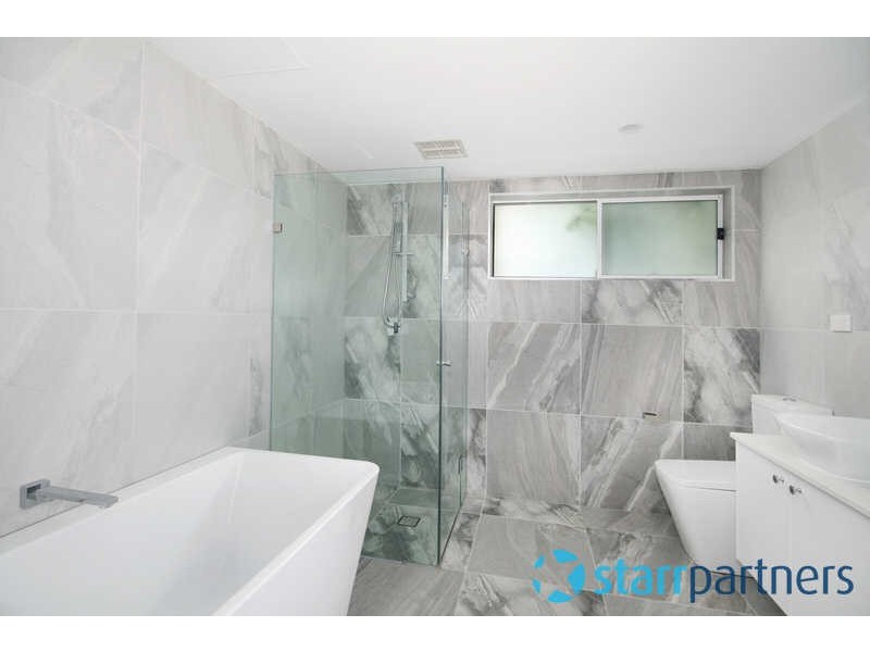 37 LIGAR STREET, Fairfield Heights NSW 2165