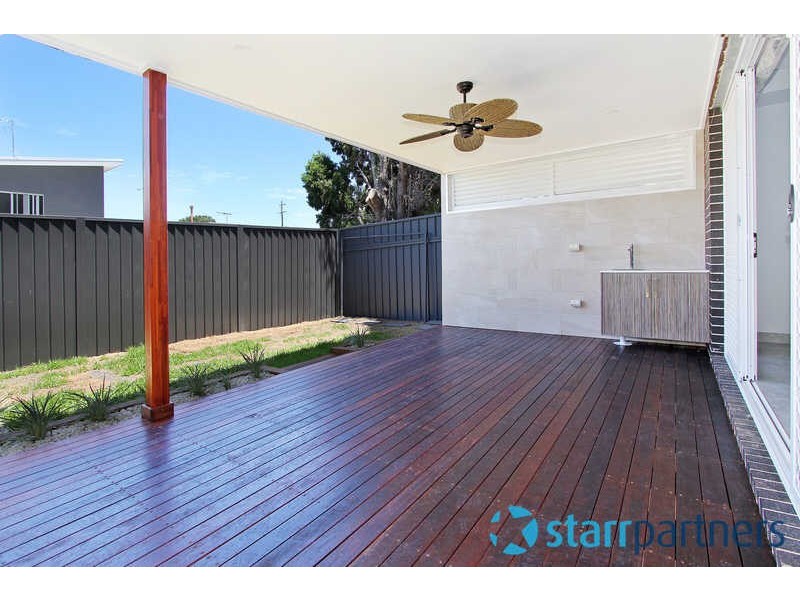 37 LIGAR STREET, Fairfield Heights NSW 2165