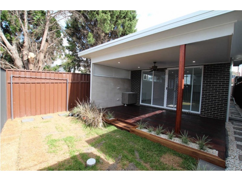 37 LIGAR STREET, Fairfield Heights NSW 2165