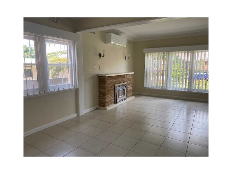 35 Calliope Street, Guildford NSW 2161