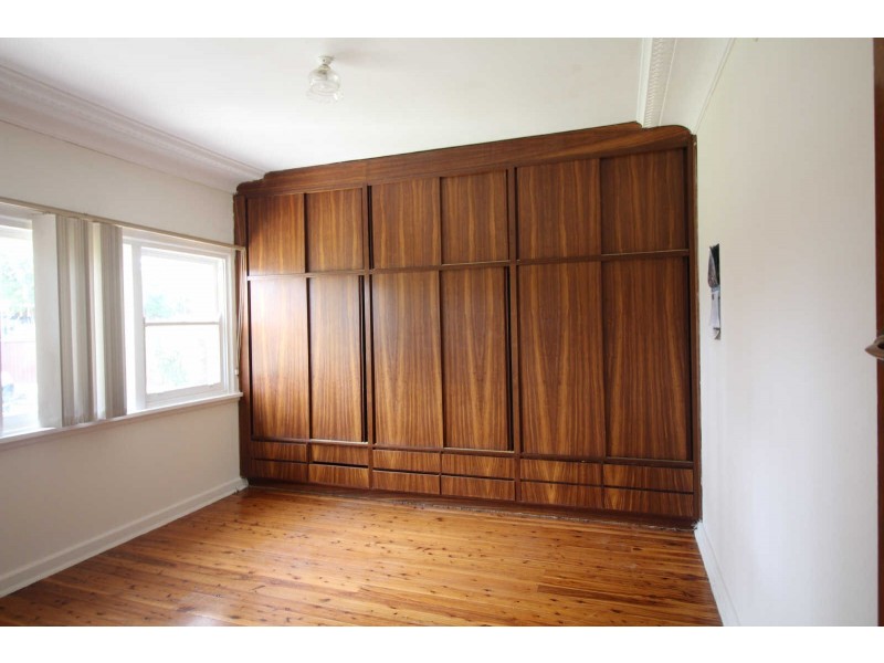 35 Calliope Street, Guildford NSW 2161